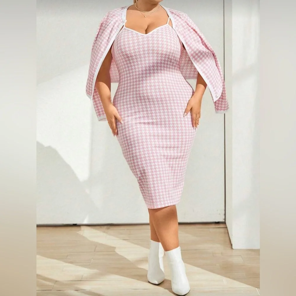Pre-Loved Pink Houndstooth T-Strap Dress & Cropped Jacket- - Picture 3 of 5